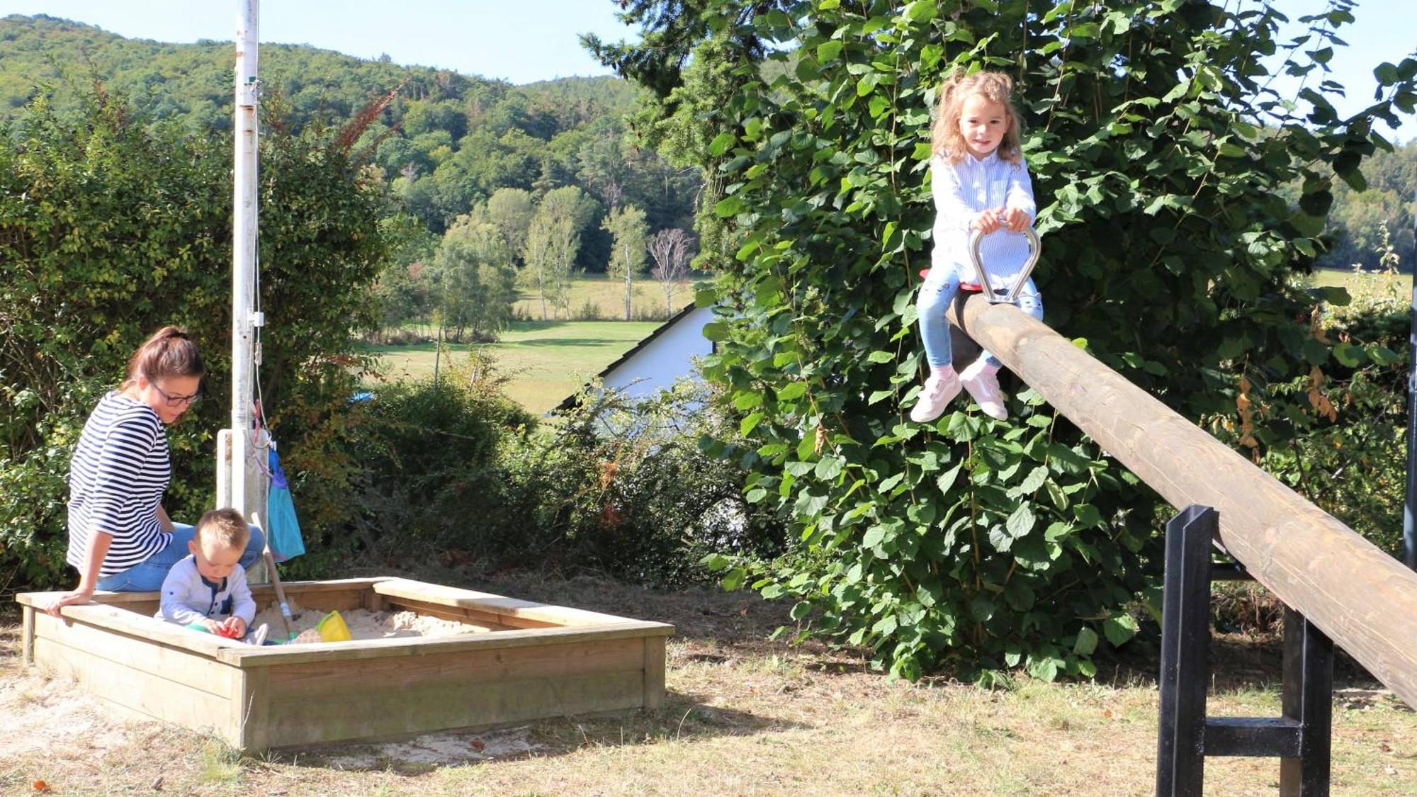 Ferienhaus Schoene Aussicht Ferienwohnung Rot Hemfurth-Edersee Esterno foto